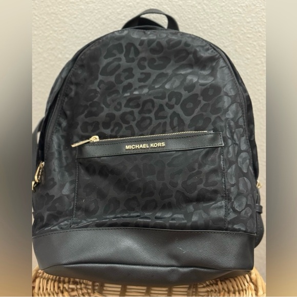 Michael Kors Large Backpack purse - Picture 1 of 3